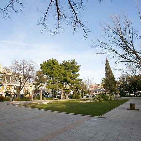 Spacious Apartment Next To Metro - Marousi アテネ エクステリア 写真